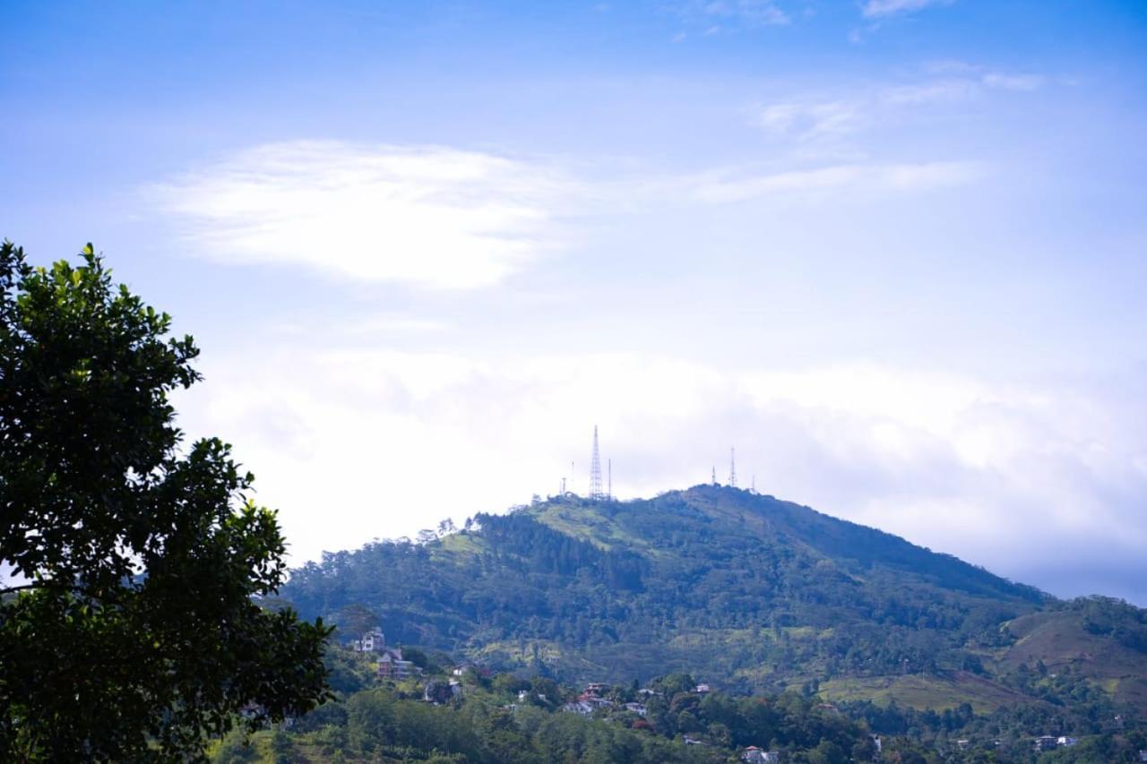The Bbc Cheliyan Villa Kandy Bagian luar foto