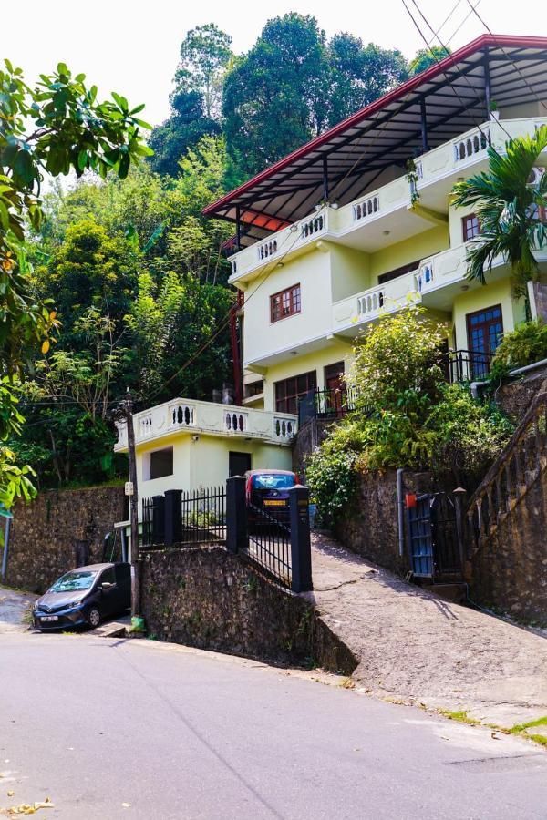 The Bbc Cheliyan Villa Kandy Bagian luar foto